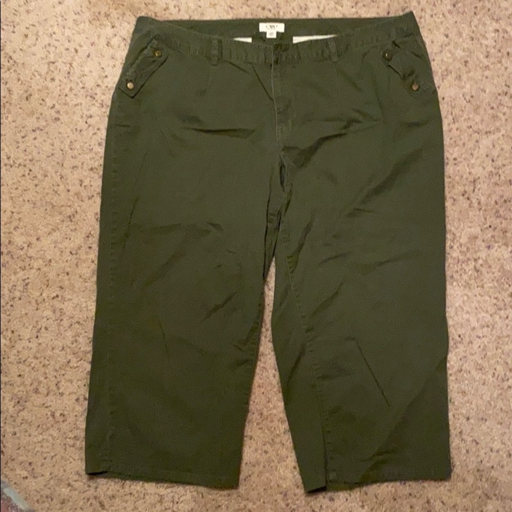 🛍 Cato plus-size olive capris